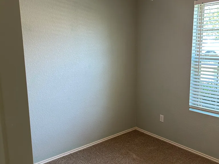 6408 Turin Ln — Photo 32