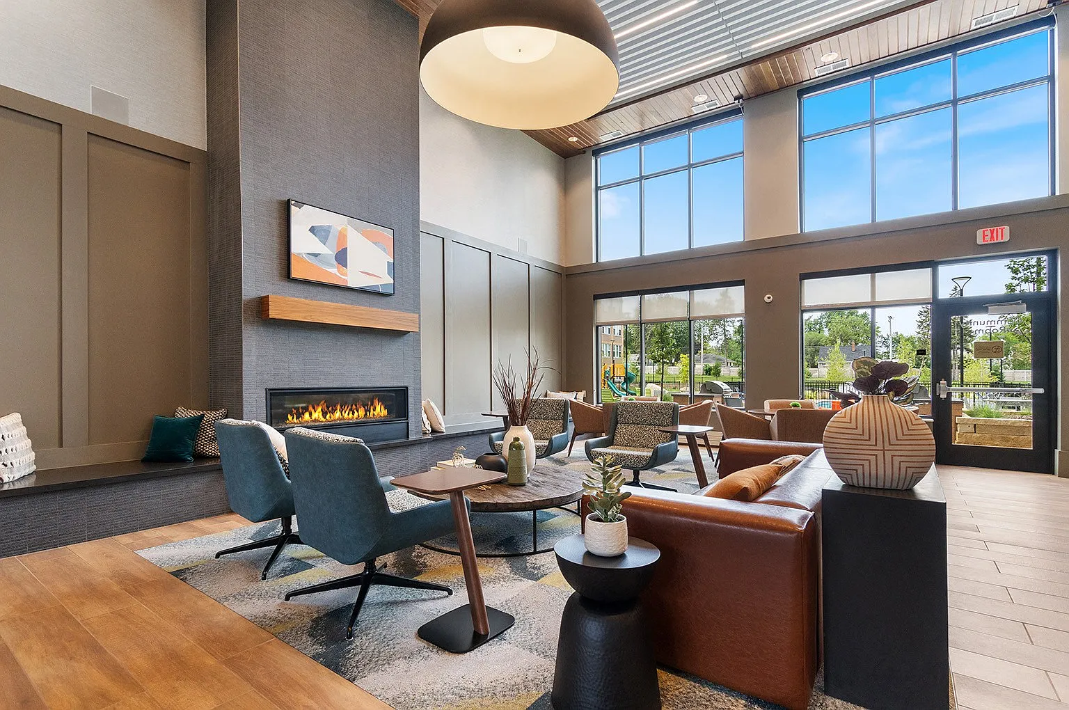 Hilltop at Signal Hills — Photo 1