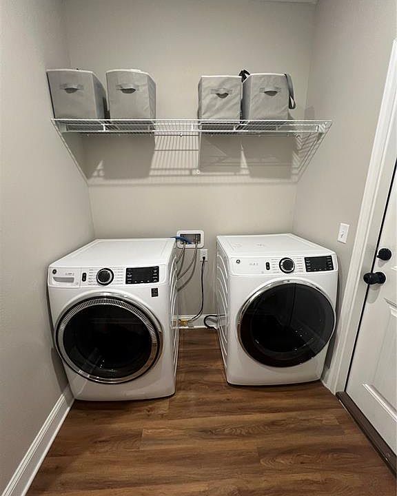 1st image of 4930 SE 10th Pl #4930