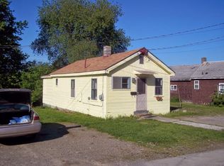 3 Cedar St, Orono, ME 04473