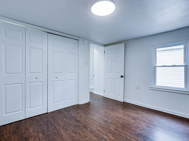978 Manton Way — Photo 32