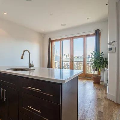 Rented by Nooklyn NYC LLC | media 45
