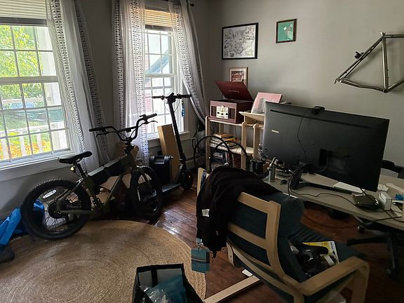 5th image of 38 Sunset St #B