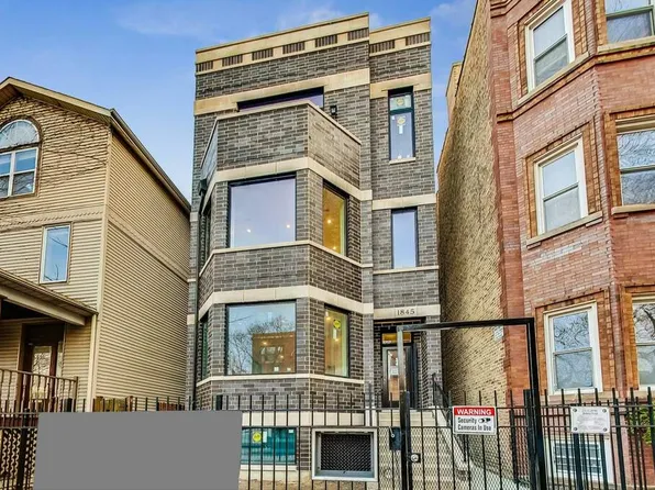 1845 W Waveland Ave #2, Chicago, IL 60613