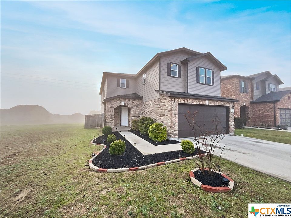 1st image of 1049 Sagebrush Dr