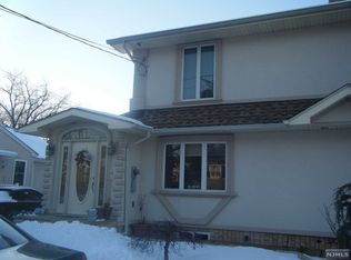 40 Caruth Ave #2, Elmwood Park, NJ 07407