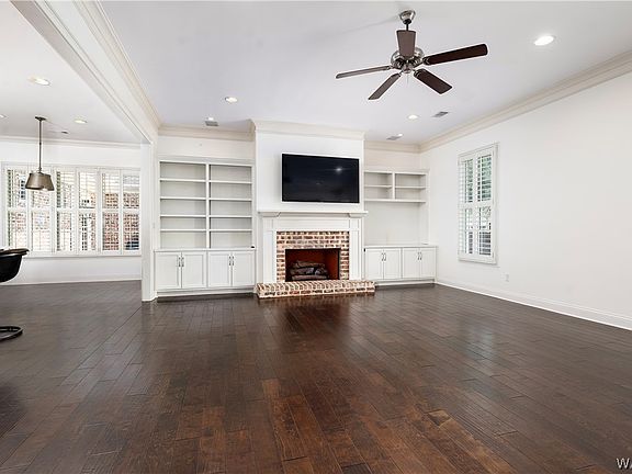 4th image of 753 Grace Park S