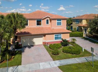15187 Summit Place Cir UNIT 240, Naples, FL 34119