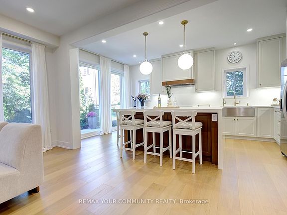 3rd image of 214 Selwyn Rd