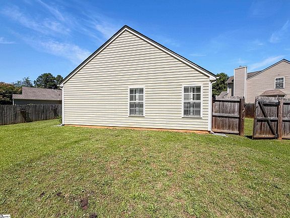 5th image of 531 Glenlea Ln
