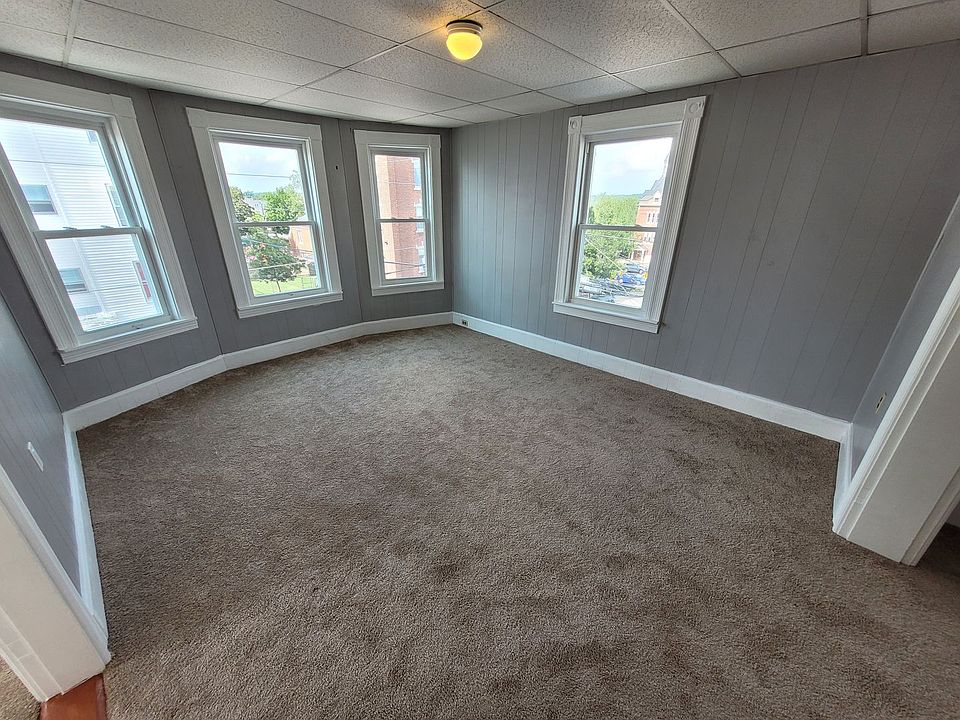 323 Dubuque St & 142146 Wayne St 323 Dubuque St Manchester, NH