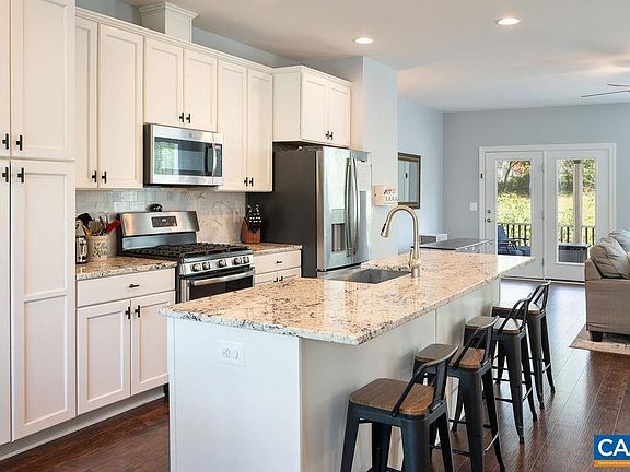 5th image of 148 Junction Ln