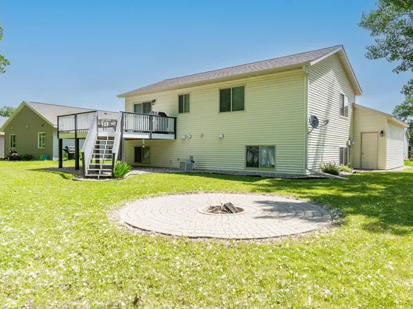 1306 Natures Trl, Alexandria, MN 56308