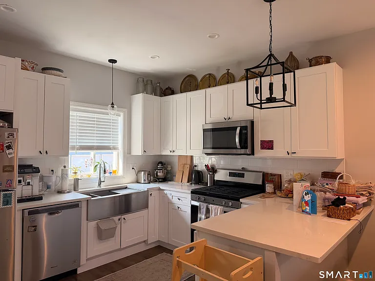 315 Humphrey St #A — Photo 3