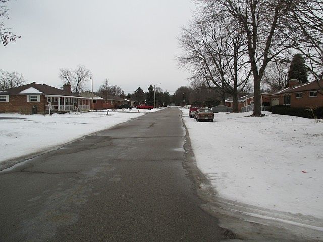 2nd image of 5323 Ormand Rd