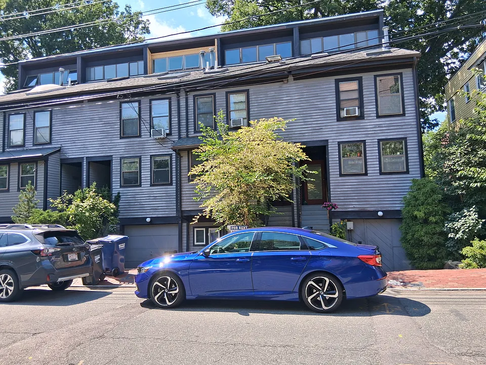 45D Museum St