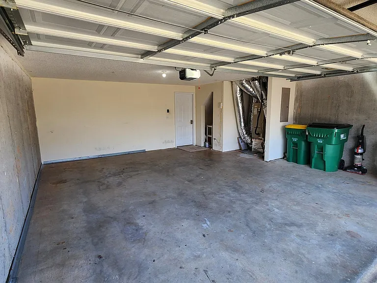 1411 Bay Overlook Dr — Photo 31
