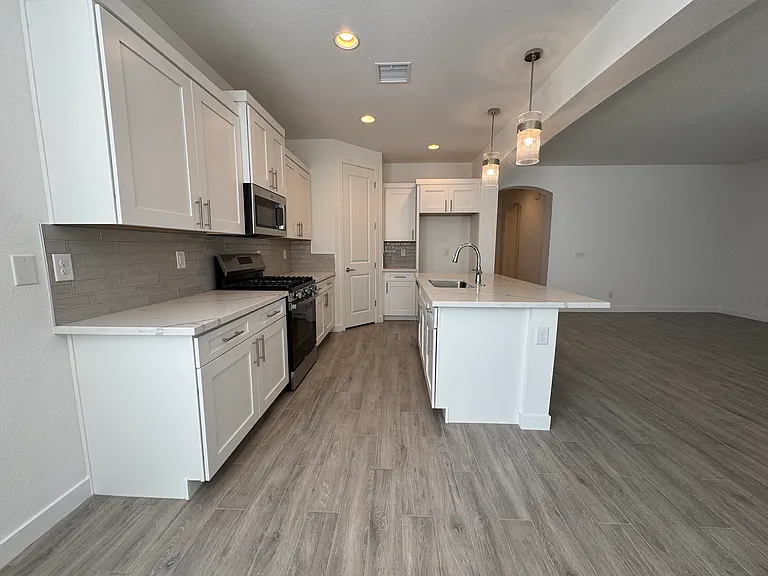 3295 Blacksmith Way — Photo 5