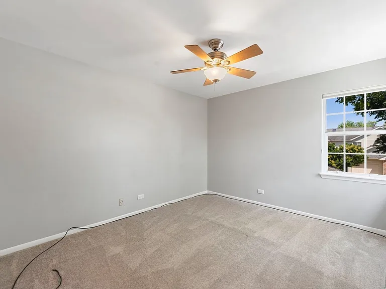 1500 Golfview Dr — Photo 16
