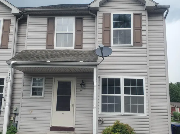 667 Walnut Tree Dr #1, Blandon, PA 19510