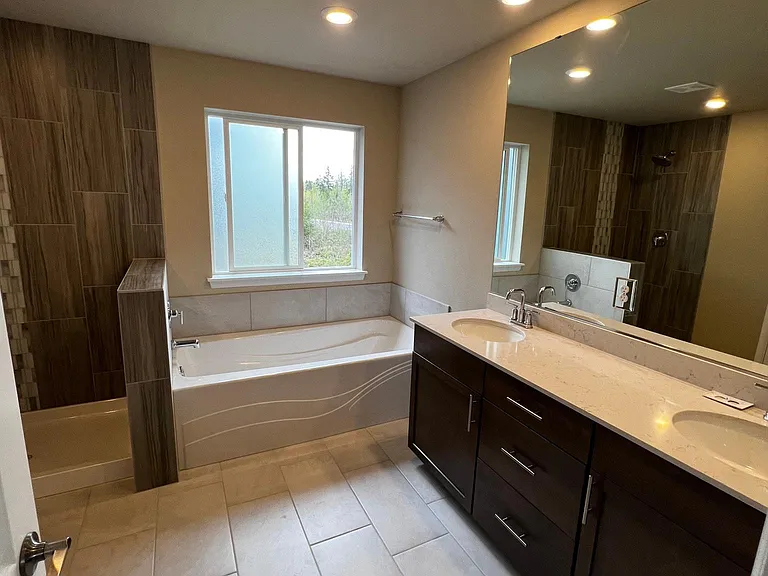 15042 Tyee Dr — Photo 18
