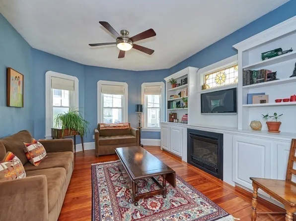 15 Prichard Ave #1, Somerville, MA 02144