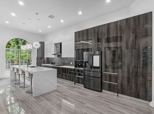 6472 San Michel Way, Delray Beach, FL 33484