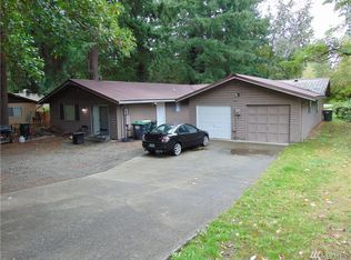 6905 Holmes Island Rd SE #A & B, Olympia, WA 98503