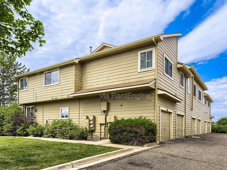 1099 S Walden Way #101 — Photo 1