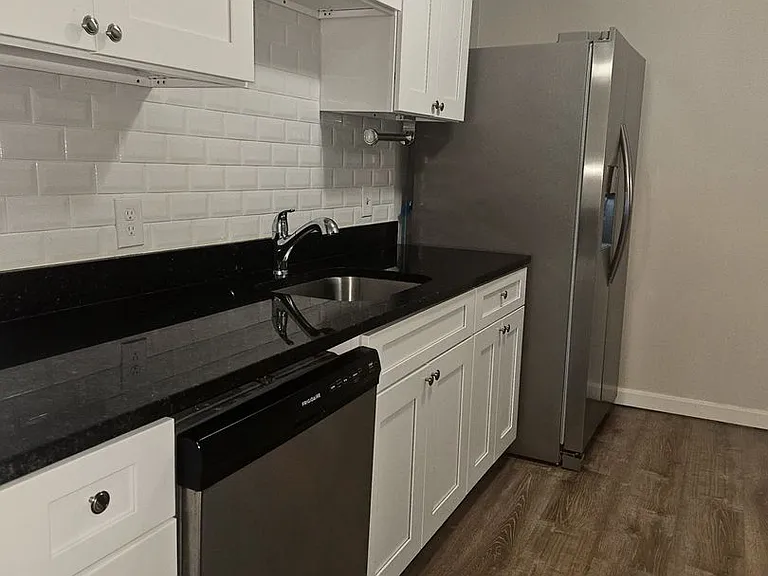 Border City Mills Apartments — Photo 42