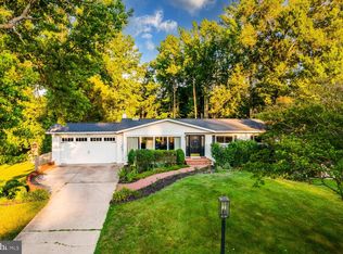 8809 Gateshead Rd, Alexandria, VA 22309