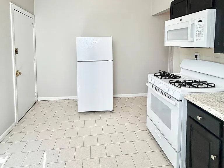 191 Wooster St #2D2 — Photo 2