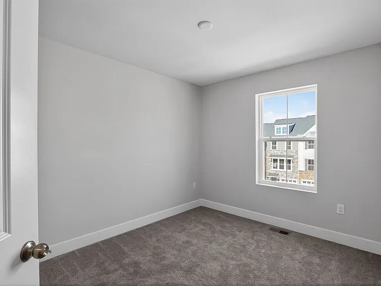 5527 Aberdeen Pl — Photo 6