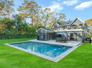 124 Big Fresh Pond Rd, Southampton, NY 11968