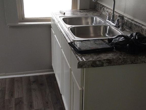 5th image of 2075 W 45th St Unit 1