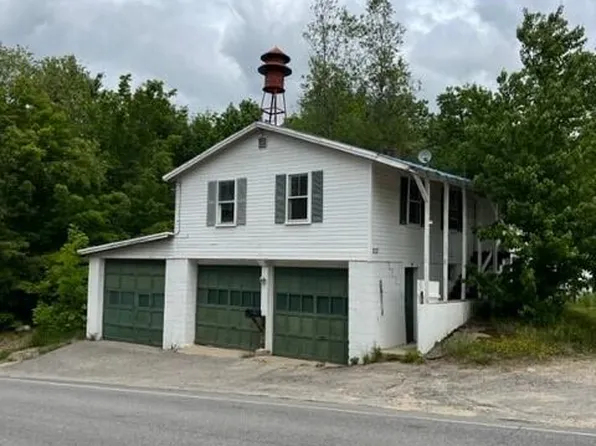 937 Valley Road, Waterford, ME 04088