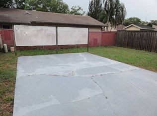724 Heritage Ln APT A, Largo, FL 33770