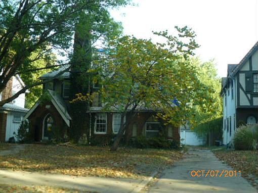 1st image of 444 W Gregory Blvd