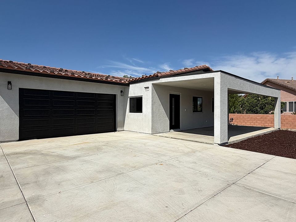 1st image of 4463 Gilchrist Dr