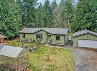 581 E Island Shores Rd, Shelton, WA 98584