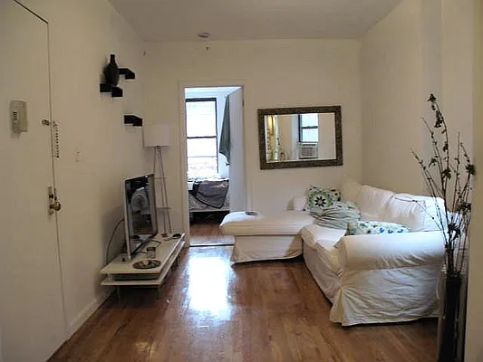 Rented by Roseann Lettieri Realty | media 1