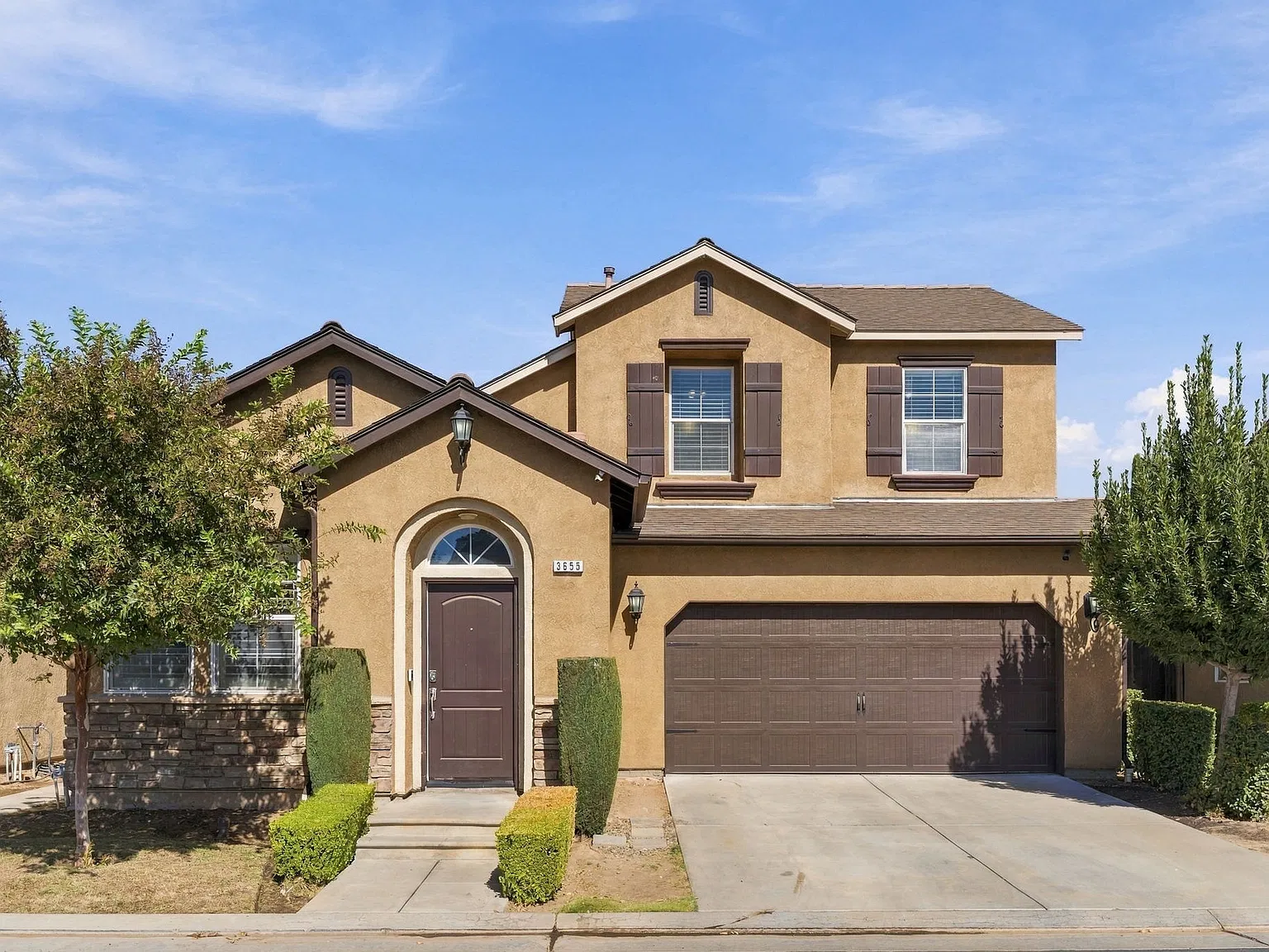 4 bed, 1616 sqft, $2,650 — Photo 1