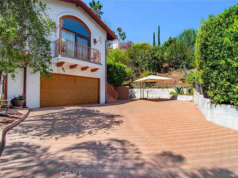 18690 Pasadero Dr — Photo 3