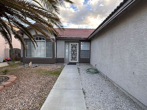 3rd image of 6521 Bellwood Ct