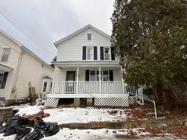 166 S Church St, Carbondale, PA 18407
