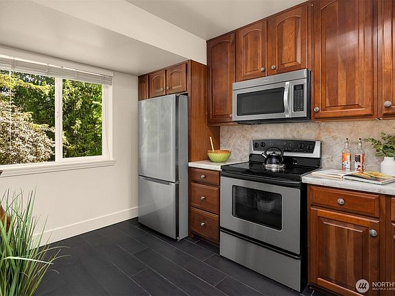 5th image of 515 Newport Way NW #B3