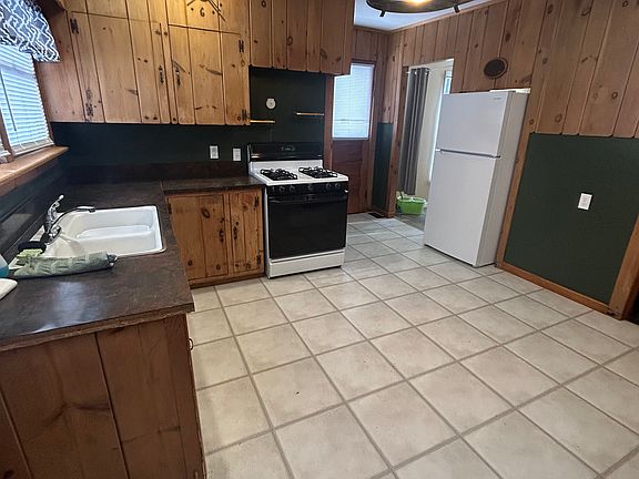 4th image of 368 Ontario St #101