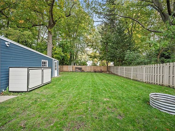 5th image of 2761 W 230th St