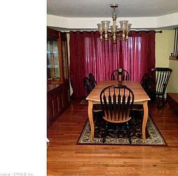 4th image of 624 Longfellow Dr