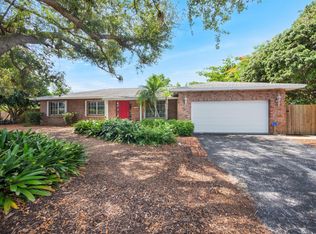 2780 Worcester Rd, Lake Worth, FL 33462